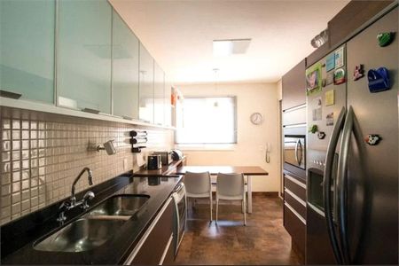 Apartamento à venda com 165m², 3 quartos e 3 vagasFoto 01