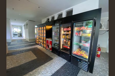 Apartamento à venda com 80m², 2 quartos e 2 vagasMercadinho