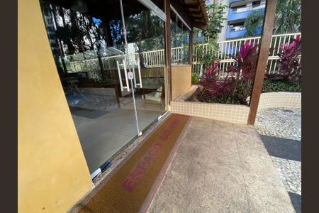 Apartamento à venda com 80m², 2 quartos e 2 vagasÁrea comum - Churrasqueira