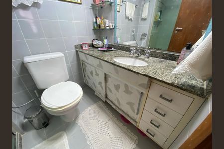 Apartamento à venda com 80m², 2 quartos e 2 vagasBanheiro Suite