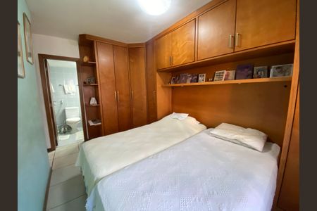 Apartamento à venda com 80m², 2 quartos e 2 vagasQuarto 2 - Suite