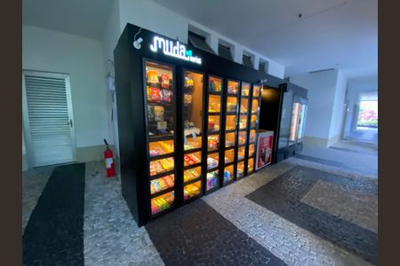 Apartamento à venda com 80m², 2 quartos e 2 vagasMercadinho