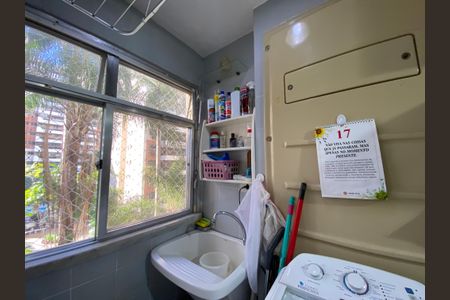 Apartamento à venda com 80m², 2 quartos e 2 vagasÁrea de Serviço