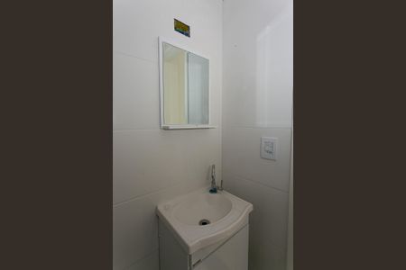 Apartamento para alugar com 38m², 2 quartos e sem vaga Apartamento para alugar com 38m², 2 quartos e sem vagaBanheiro