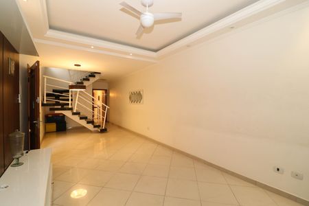 Sala de casa para alugar com 2 quartos, 180m² em Vila Ristori, Guarulhos
