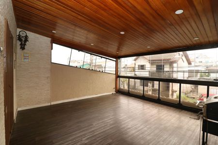 Casa para alugar com 180m², 2 quartos e 2 vagas Casa para alugar com 180m², 2 quartos e 2 vagasVaranda da Sala