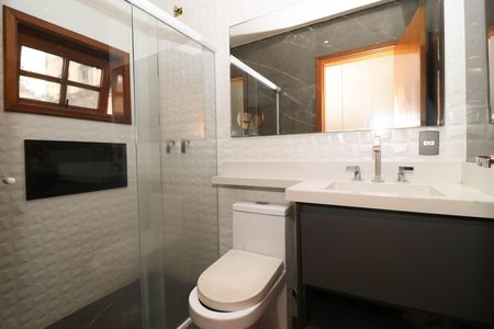 Casa para alugar com 180m², 2 quartos e 2 vagas Casa para alugar com 180m², 2 quartos e 2 vagasBanheiro 2