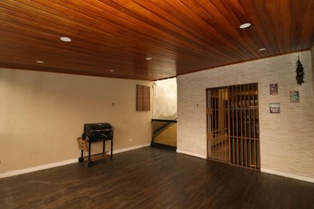 Casa para alugar com 180m², 2 quartos e 2 vagas Casa para alugar com 180m², 2 quartos e 2 vagasVaranda da Sala