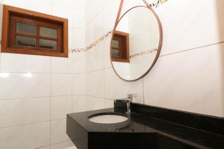 Casa para alugar com 180m², 2 quartos e 2 vagas Casa para alugar com 180m², 2 quartos e 2 vagasBanheiro 3