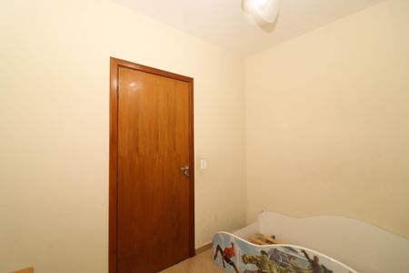 Casa para alugar com 180m², 2 quartos e 2 vagas Casa para alugar com 180m², 2 quartos e 2 vagasQuarto 2