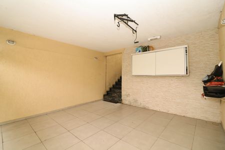 Casa para alugar com 180m², 2 quartos e 2 vagas Casa para alugar com 180m², 2 quartos e 2 vagasGaragem