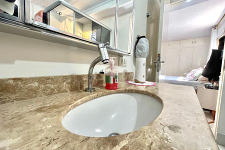 Casa para alugar com 164m², 5 quartos e 2 vagasBanheiro da Suíte