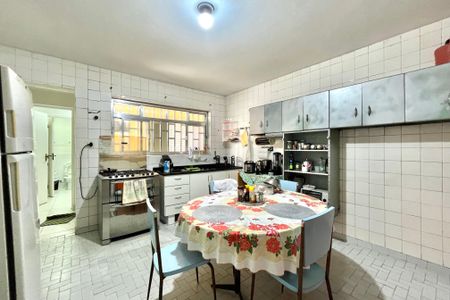 Casa para alugar com 164m², 5 quartos e 2 vagasCozinha