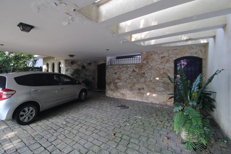 Casa à venda com 400m², 4 quartos e 3 vagasGaragem
