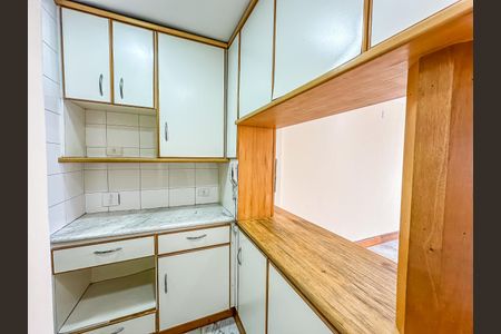 Apartamento à venda com 80m², 2 quartos e 1 vaga Apartamento à venda com 80m², 2 quartos e 1 vagaCozinha