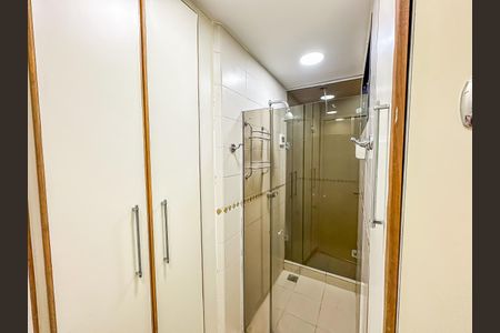 Apartamento à venda com 80m², 2 quartos e 1 vaga Apartamento à venda com 80m², 2 quartos e 1 vagaBanheiro 1