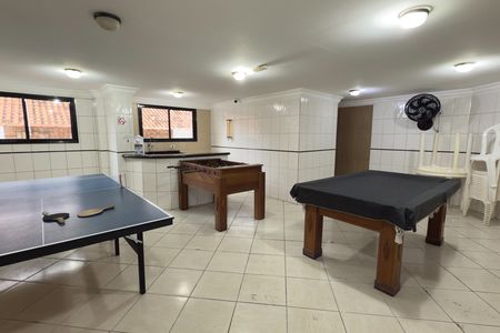 Apartamento para alugar com 70m², 2 quartos e 1 vaga Apartamento para alugar com 70m², 2 quartos e 1 vagaÁrea comum - Salão de jogos