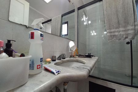 Apartamento à venda com 220m², 3 quartos e 1 vagaBanheiro da Suíte