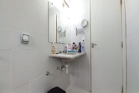 Apartamento à venda com 220m², 3 quartos e 1 vagaBanheiro