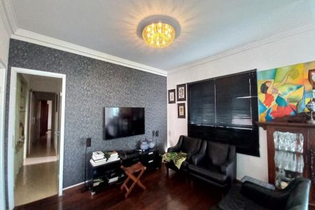 Apartamento à venda com 220m², 3 quartos e 1 vagaSala de TV