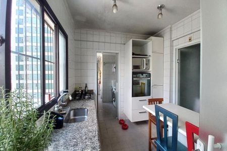 Apartamento à venda com 220m², 3 quartos e 1 vagaCozinha