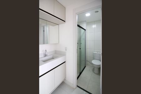 Apartamento para alugar com 37m², 2 quartos e 1 vaga Apartamento para alugar com 37m², 2 quartos e 1 vagaBanheiro Social