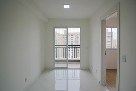 Apartamento para alugar com 37m², 2 quartos e 1 vaga Apartamento para alugar com 37m², 2 quartos e 1 vagaSala