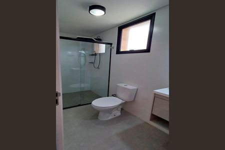 Apartamento para alugar com 66m², 2 quartos e 1 vaga Apartamento para alugar com 66m², 2 quartos e 1 vagaBanheiro da Suíte