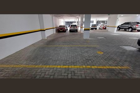 Apartamento para alugar com 66m², 2 quartos e 1 vaga Apartamento para alugar com 66m², 2 quartos e 1 vagaÁrea comum - Garagem