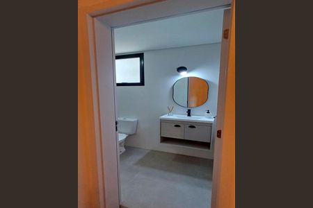 Apartamento para alugar com 66m², 2 quartos e 1 vaga Apartamento para alugar com 66m², 2 quartos e 1 vagaBanheiro da Suíte