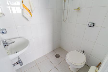 Apartamento à venda com 226m², 4 quartos e 2 vagasBanheiro de Serviço