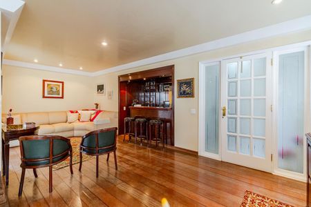 Apartamento à venda com 226m², 4 quartos e 2 vagasSala