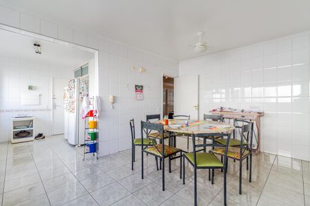 Apartamento à venda com 226m², 4 quartos e 2 vagasCopa