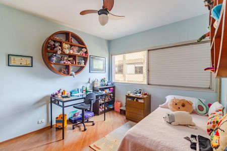 Apartamento à venda com 226m², 4 quartos e 2 vagasSuíte 1