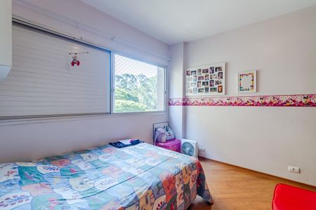 Apartamento à venda com 226m², 4 quartos e 2 vagasQuarto 2