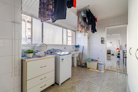 Apartamento à venda com 226m², 4 quartos e 2 vagasÁrea de Serviço