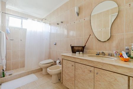 Apartamento à venda com 226m², 4 quartos e 2 vagasBanheiro da Suíte 2