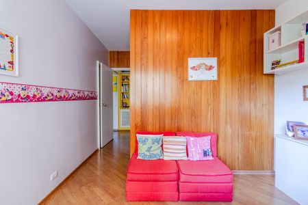 Apartamento à venda com 226m², 4 quartos e 2 vagasQuarto 2