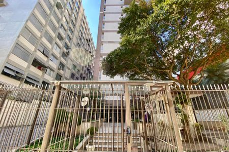 Apartamento à venda com 226m², 4 quartos e 2 vagasFachada