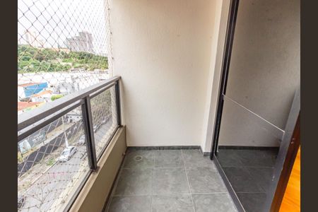 Apartamento à venda com 80m², 3 quartos e 2 vagasVaranda