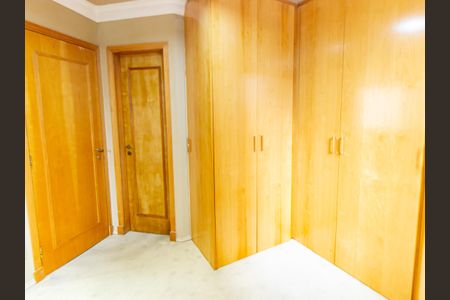 Apartamento à venda com 80m², 3 quartos e 2 vagasQuarto 1