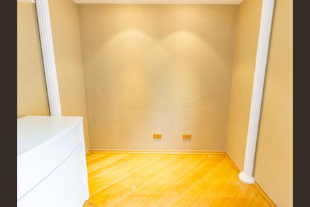 Apartamento à venda com 80m², 3 quartos e 2 vagasQuarto 2