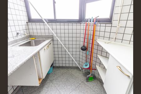 Apartamento à venda com 80m², 3 quartos e 2 vagasÁrea de Serviço