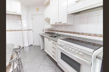 Apartamento à venda com 80m², 3 quartos e 2 vagasCozinha