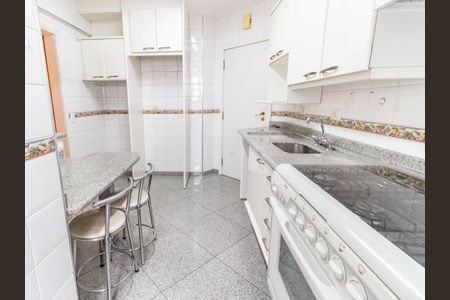 Apartamento à venda com 80m², 3 quartos e 2 vagasCozinha