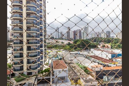 Apartamento à venda com 80m², 3 quartos e 2 vagasVaranda - Vista