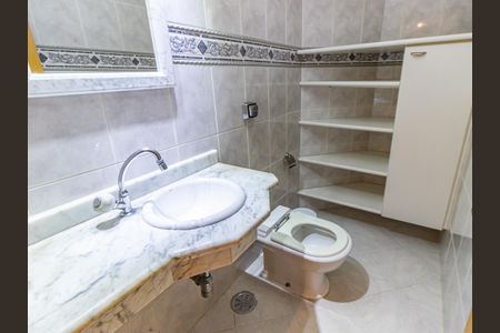 Apartamento à venda com 80m², 3 quartos e 2 vagasBanheiro Social