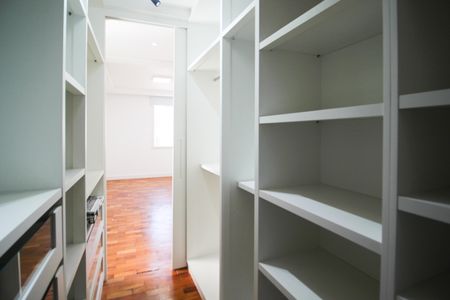 Apartamento à venda com 87m², 2 quartos e 1 vagaCloset da Suíte
