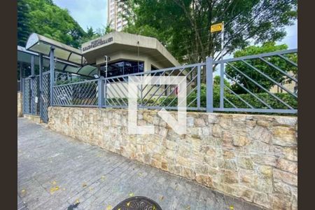 Apartamento à venda com 143m², 4 quartos e 1 vaga Apartamento à venda com 143m², 4 quartos e 1 vagaFachada