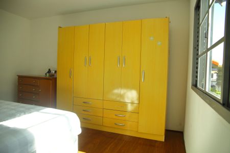 Casa à venda com 150m², 3 quartos e 2 vagasSuíte